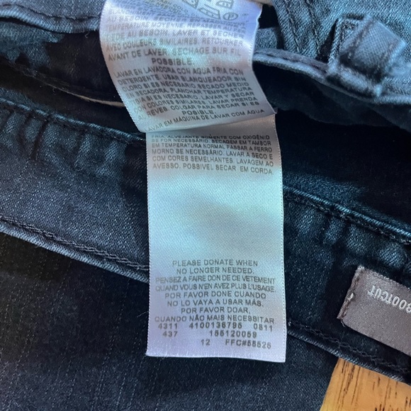 Levi’s 512 Perfectly Slimming Bootcut Denim Jeans Stretch Black Size 16 S/C - Picture 7 of 11